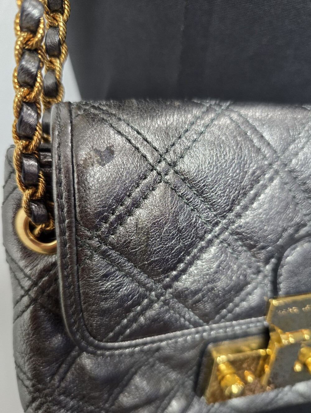 Vintage Marc Jacobs. Quilted Metallic Gold Crossbody Bag with Chain Strap - Picture 9 of 11